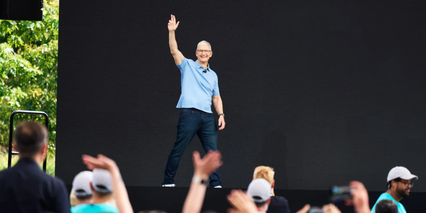 苹果2026年值得期待的六大新品：iPhone终于要折叠了